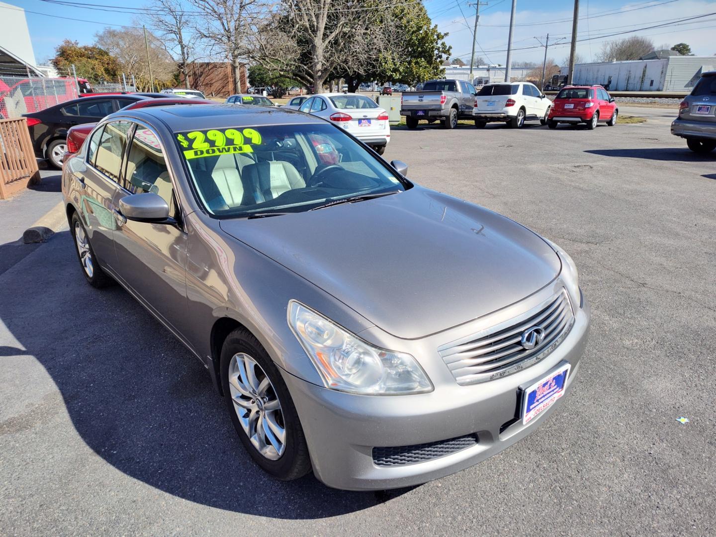 2009 Gray Infiniti G Sedan (JNKCV61F29M) , Automatic transmission, located at 5700 Curlew Drive, Norfolk, VA, 23502, (757) 455-6330, 36.841885, -76.209412 - Photo#4